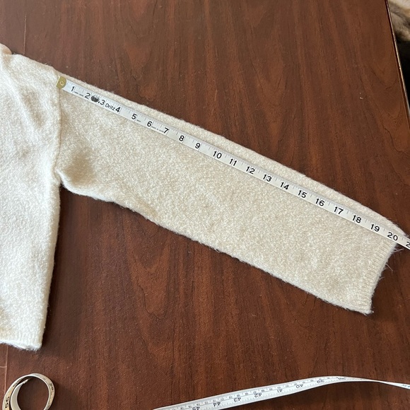 Billabong Short N Sweet Cropped Cardigan Sweater - Picture 8 of 8